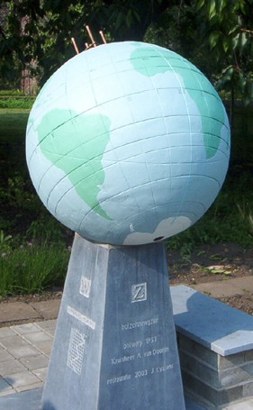 Globe in Maaseik