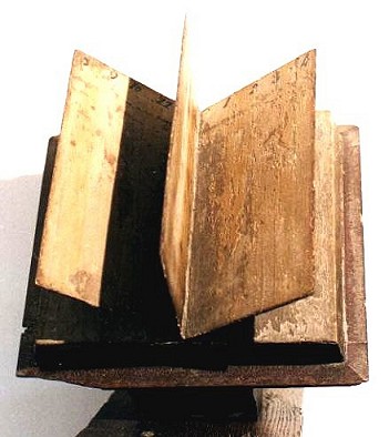Book sundial