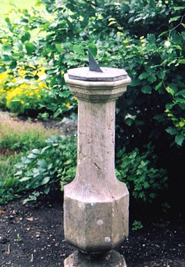 Elegant pedestal (July 2001)