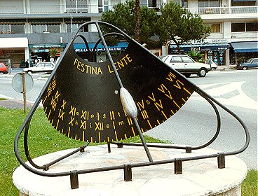 Free-form pole-style dial (June 1986)